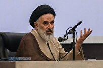 ارتباط با امام حسین انسان را متحول می‌کند