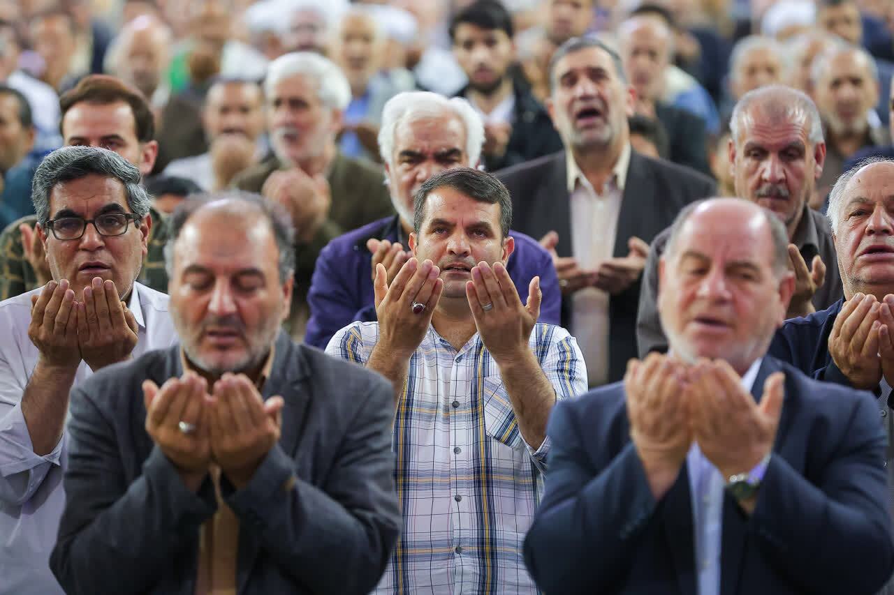 نماز عید سعید قربان در مصلای اعظم تبریز اقامه شد+ تصاویر