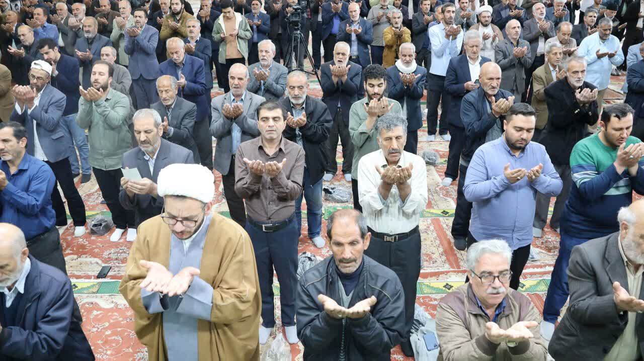 اقامه باشکوه نماز عید قربان در مرند به امامت آیتالله پورمحمدی+ تصاویر اقامه باشکوه نماز عید قربان در مرند به امامت آیتالله پورمحمدی+ تصاویر