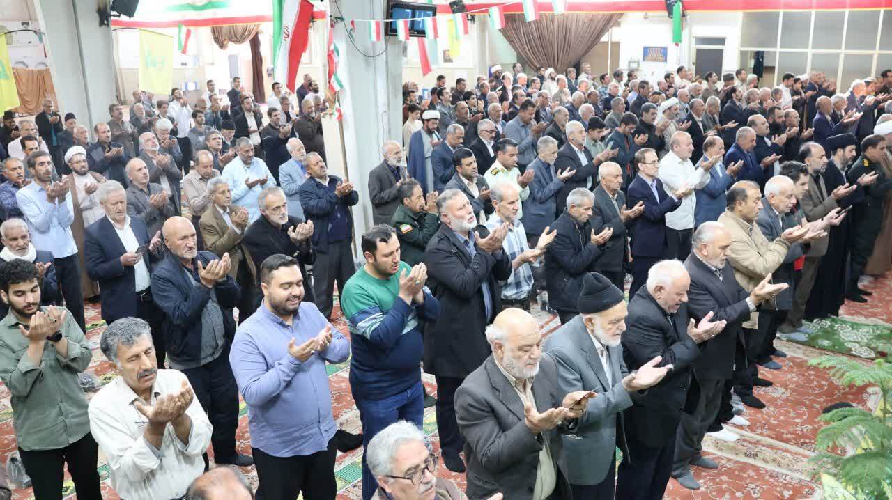 اقامه باشکوه نماز عید قربان در مرند به امامت آیتالله پورمحمدی+ تصاویر اقامه باشکوه نماز عید قربان در مرند به امامت آیتالله پورمحمدی+ تصاویر