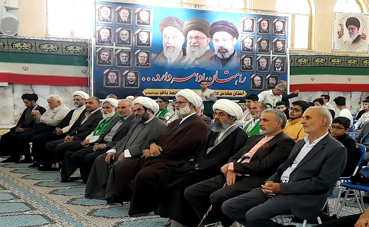 مضجع منور علی ابن باقر غبارروبی و عطرافشانی شد