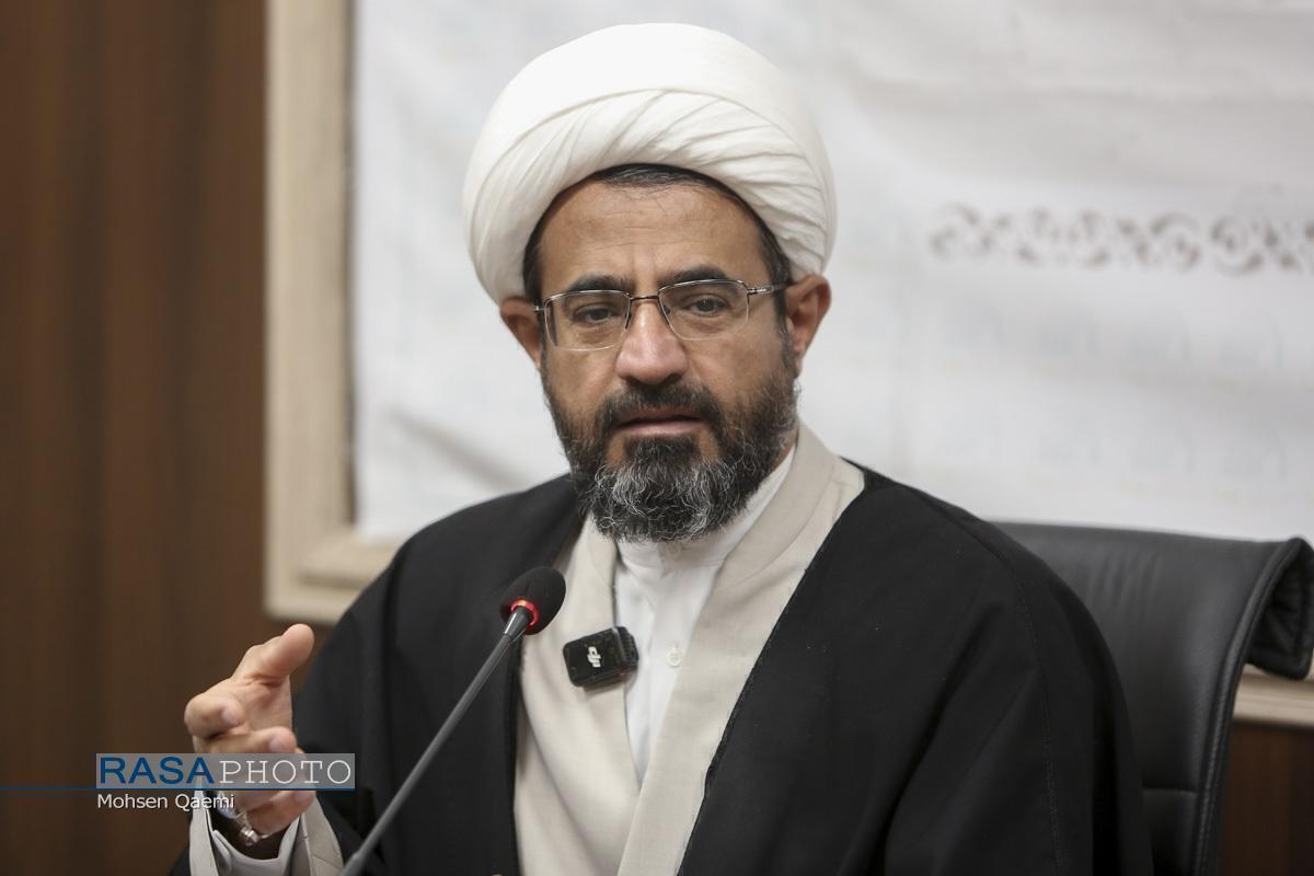 تشییع امام شهید و پیام‌های سیاسی -اعتقادی به جهان