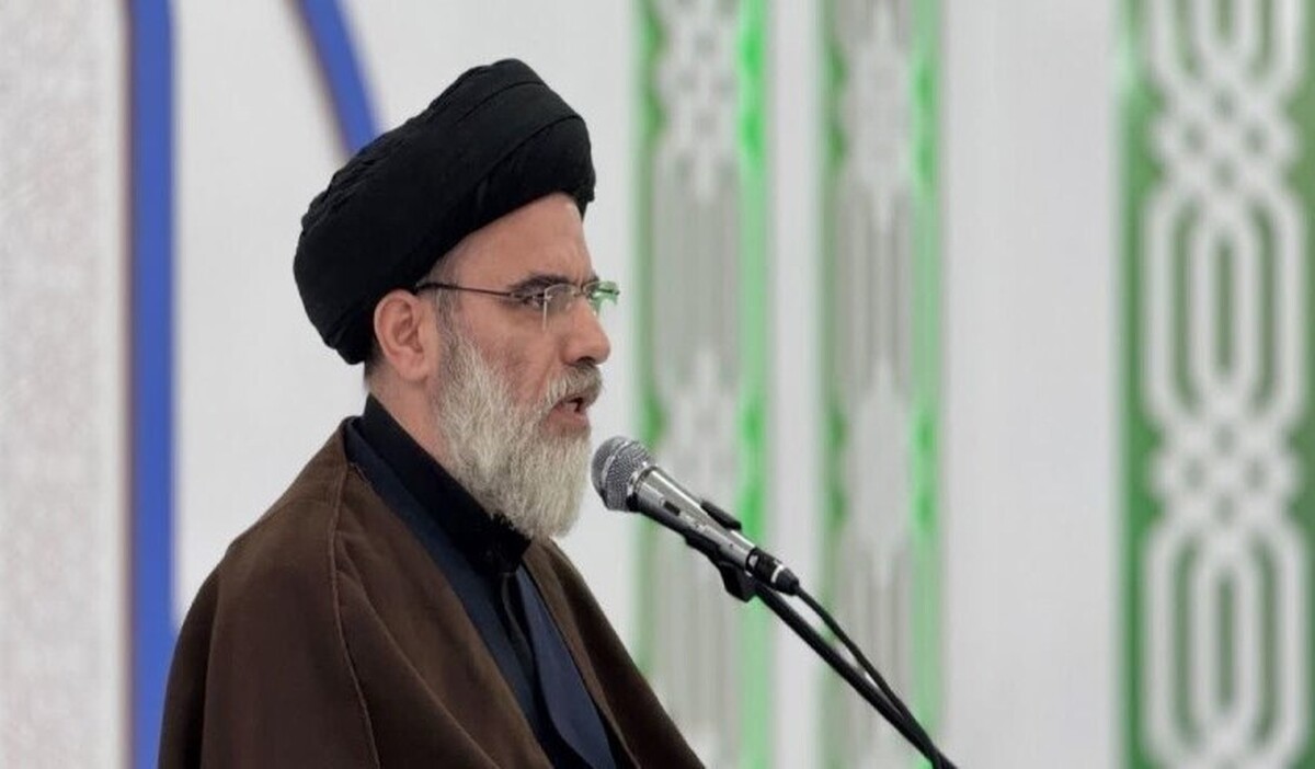 «باید برخاست» یعنی نباید مقابل جریانات اجتماعی و بین‌المللی سکوت کرد