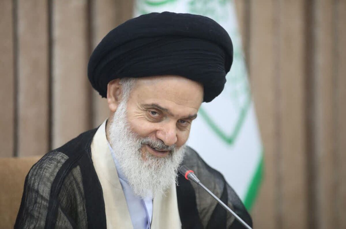 تبریک آیت الله حسینی بوشهری به حجت الاسلام محسنی اژه‌ای