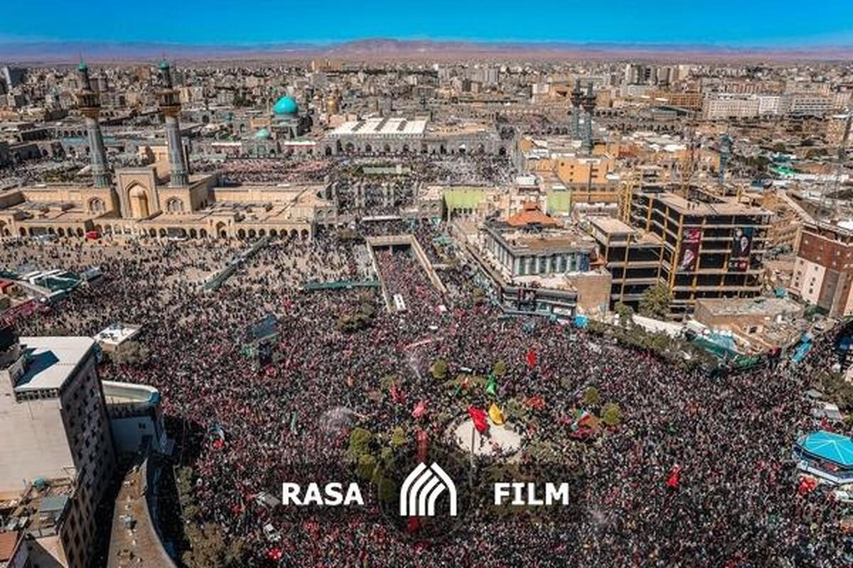 قاب متفاوت از تشییع پیکر مطهر رهبر شهید در مشهد