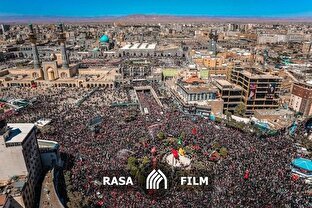 قاب متفاوت از تشییع پیکر مطهر رهبر شهید در مشهد