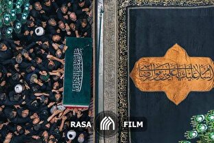 رهبر شهید، زائر امام رضا شد