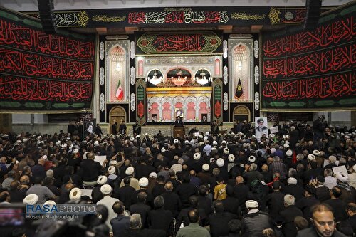 بزرگداشت امام شهید از سوی رهبر معظم انقلاب در حرم کریمه اهل‌بیت (س)