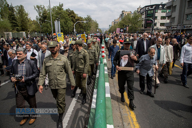 راهپیمایی نمازگزاران تهران در حمایت از سپاه