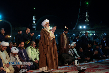 مسجد مقدس جمکران در شب نیمه شعبان شب میلاد امام زمان (عج)