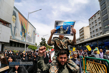 راهپیمایی نمازگزاران تهرانی در حمایت از بیانیه شورای عالی امنیت ملی‎