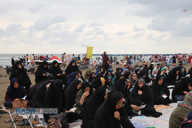 برپایی مراسم دعای عرفه در ساحل دریای بابلسر