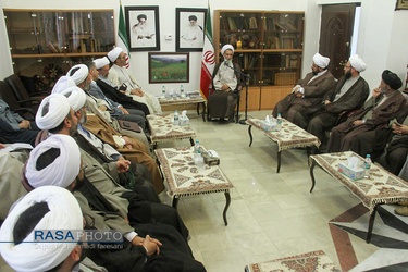 دیدار مسئولان دفاتر حوزه نمایندگی ولی فقیه در جهاد کشاورزی با امام جمعه شهرکرد