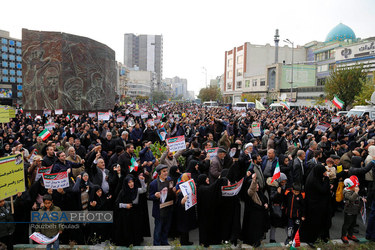 راهپیمایی باشکوه مردم تهران در حمایت از اقتدار و امنیت کشور