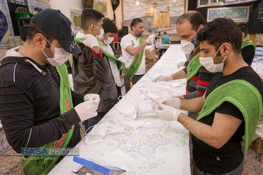 توزیع رایگان ۶۰۰۰ هزار بسته مواد ضدعفونی کننده به مناسبت میلاد امیر المومنین (علیه السلام)