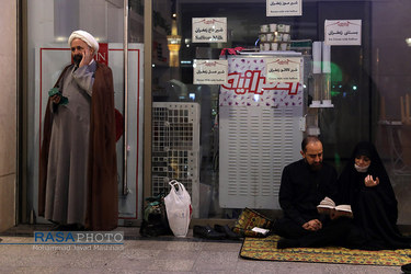 احیاء شب نوزدهم ماه مبارک رمضان پشت درهای بسته حرم امام رضا(ع)