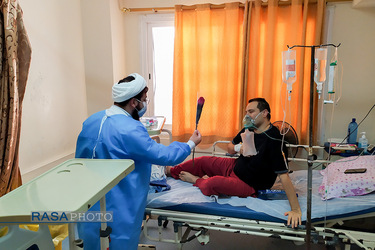 حضور طلاب جهادی در بیمارستان شهید محمدی بندرعباس