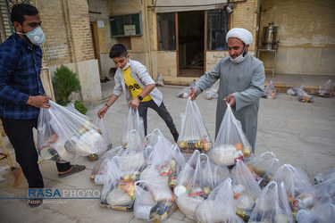 لبیک طلاب حوزه علمیه منصوریه شیراز‎ به فرمان مقام معظم رهبری