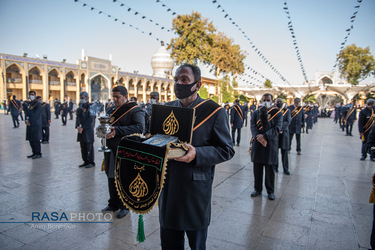 آئین تعویض پرچم حرم حضرت احمد‌بن‌موسی الکاظم (ع) در شراز