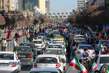 راهپیمایی یوم الله ۲۲ بهمن در مشهد مقدس