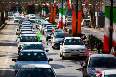 راهپیمایی مردم همدان در یوم الله ۲۲ بهمن