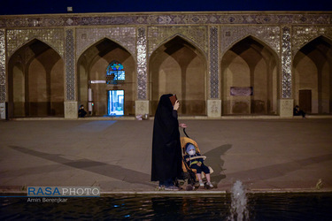 شب ۲۱ ماه مبارک رمضان در حرم مطهر حضرت علی بن حمزه (ع) و مسجد وکیل شیراز