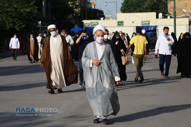 نماز عید سعید فطر در قم به امامت آیت الله سعیدی در حرم مطهر حضرت معصومه (س)