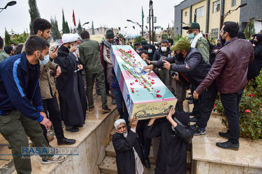 آیین استقبال از پیکر ۹ شهید دوران دفاع مقدس در شیراز‎‎