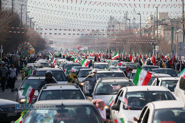 راهپیمایی خودرویی ۲۲ بهمن در مشهد مقدس