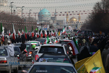 راهپیمایی خودرویی ۲۲ بهمن در مشهد مقدس