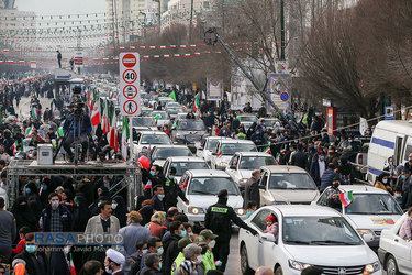 راهپیمایی خودرویی ۲۲ بهمن در مشهد مقدس