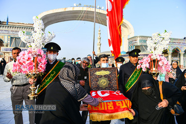 مراسم تعویض پرچم مسجد مقدس جمکران در آستانه نیمه شعبان