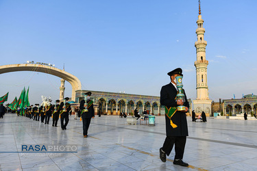 مراسم تعویض پرچم مسجد مقدس جمکران در آستانه نیمه شعبان