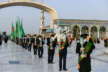 مراسم تعویض پرچم مسجد مقدس جمکران در آستانه نیمه شعبان