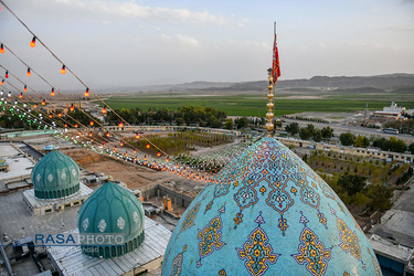 مراسم تعویض پرچم مسجد مقدس جمکران در آستانه نیمه شعبان