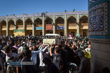 تشییع پیکر شهید «محمد علیپور اصطهباناتی» پس از ۳۸ سال در شیراز