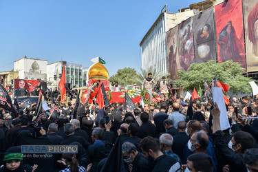 تشییع پیکر مطهر شهید مدافع حرم حاج عبدالله اسکندری در شیراز