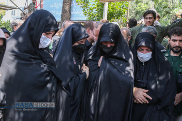 تشییع پیکر مطهر شهید مدافع حرم حاج عبدالله اسکندری در شیراز