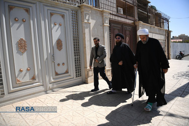 حضور حجت الاسلام والمسلمین حاج ابوالقاسم رئیس شورای هماهنگی ارتباطات رییس جمهور با حوزه در خبرگزاری رسا