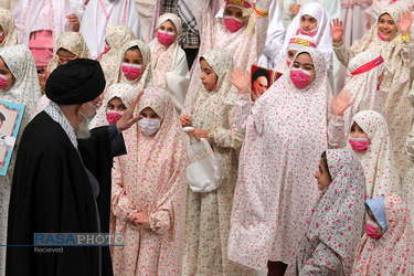 مراسم جشن تکلیف دختران دانش‌آموز با حضور مقام معظم رهبری