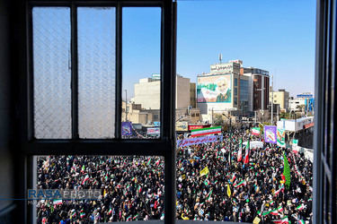 راهپیمایی باشکوه مردم قم در جشن پیروزی انقلاب