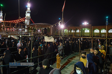 اطعام مهدوی زائران جمکران در ماه مبارک رمضان