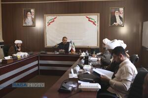 نشست تحلیل و بررسی «پیام رهبر معظم انقلاب به همایش ملی صدمین سال بازتأسیس حوزه علمیه»