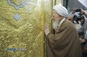 تشرف حضرت آیت الله جوادی آملی به حرم امیرالمومنین