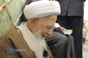 تشرف حضرت آیت الله جوادی آملی به حرم امیرالمومنین