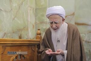 تشرف حضرت آیت الله جوادی آملی به حرم امامین عسکریین (علیهم السلام)