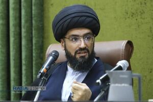 نشست هم‌اندیشی به مناسبت پیام آیت‌الله‌العظمی خامنه‌ای به همایش صدسالگی حوزه و روز جهانی ارتباطات