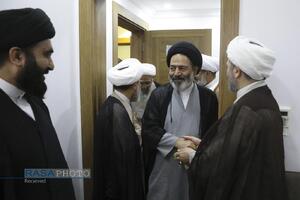حضور نماینده ولی فقیه در سازمان حج و زیارت در دفاتر مراجع تقلید