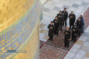 آیین اذن عزا و تعویض پرچم حرم مطهر رضوی در آغاز ماه محرم