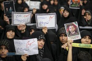 برگزاری مراسم بزرگداشت شهدای جنگ تحمیلی اخیر با حضور و سخنرانی رهبر معظم انقلاب